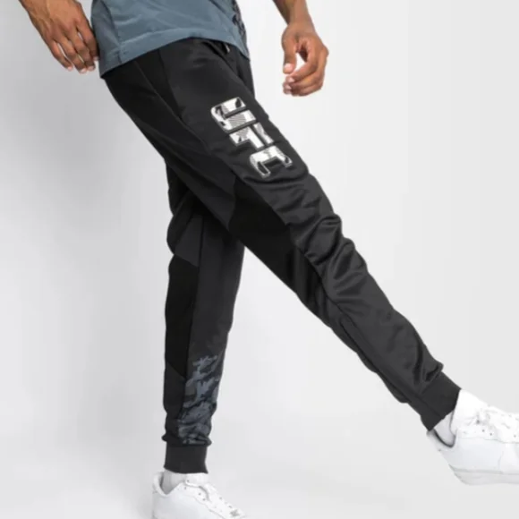 UFC VENUM AUTHENTIC FIGHT NIGHT MEN’S WALKOUT PANTS BLACK Size M NWT